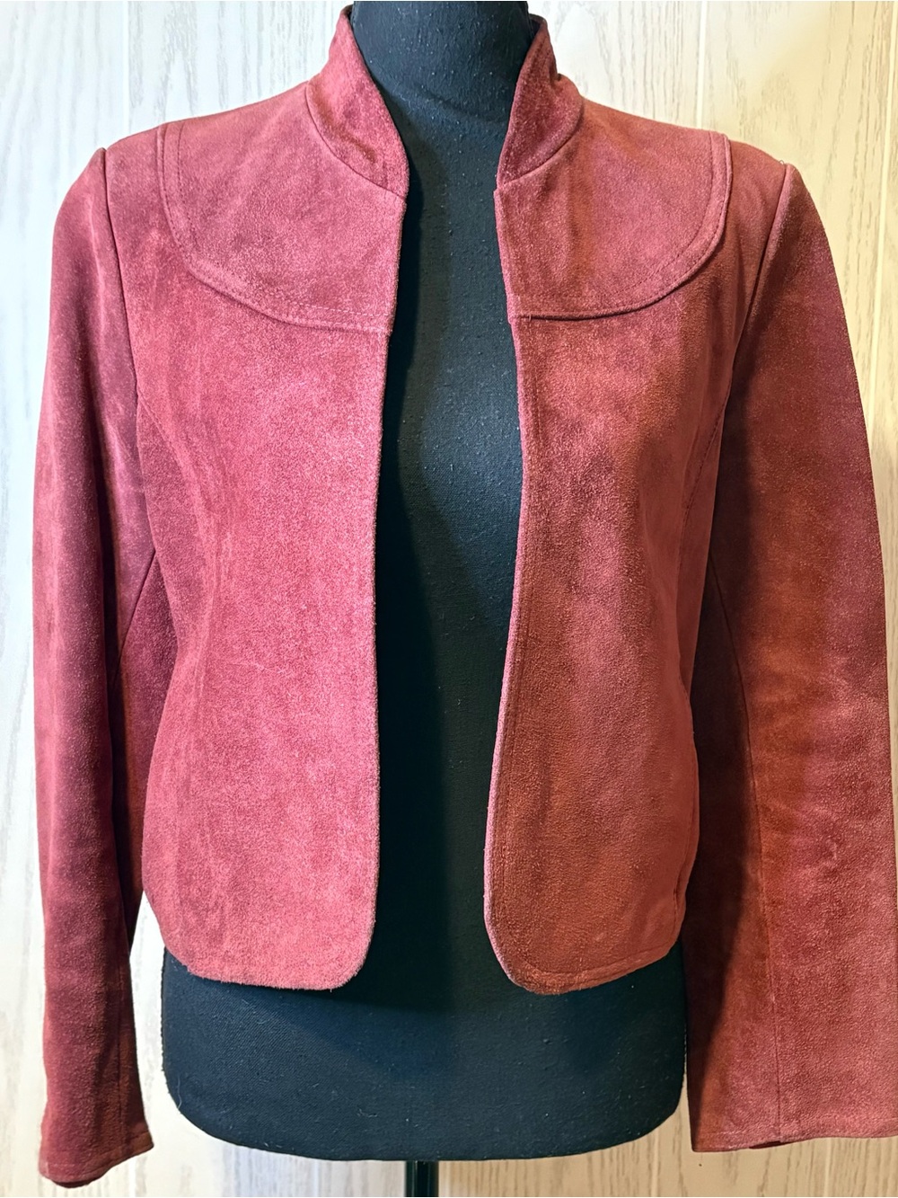 Women’s vintage medium burnt orange Suede Leather Open Front Cropped boho